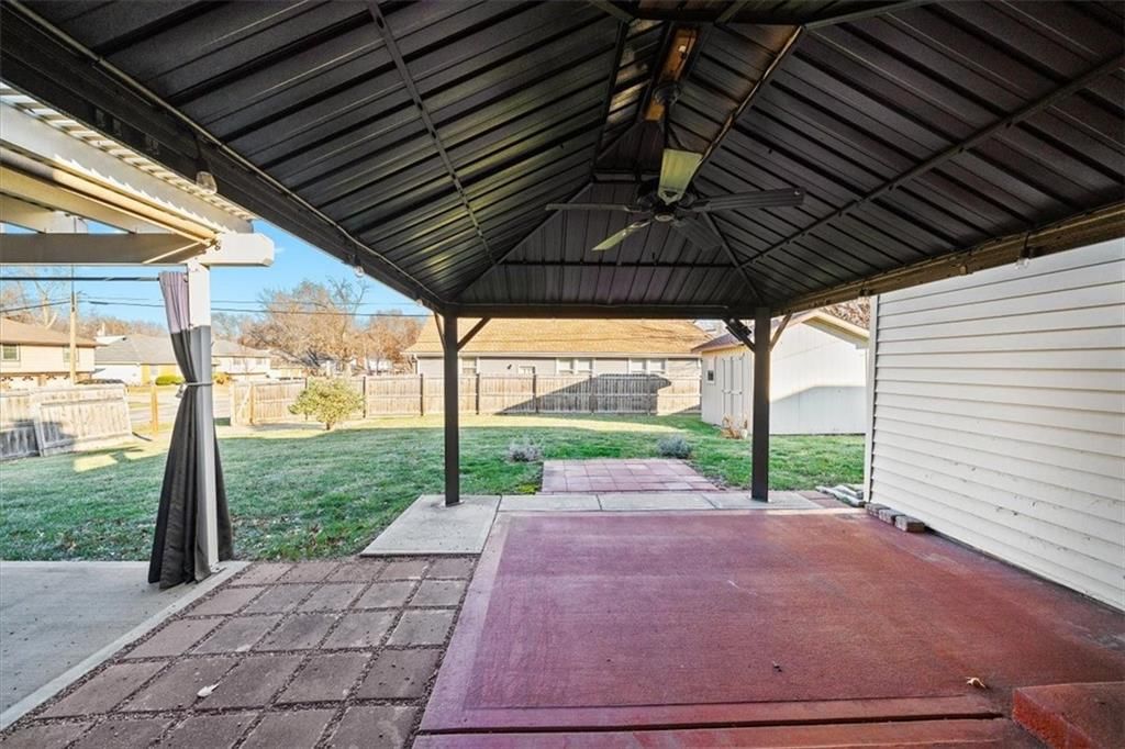 6805 N Wayne Avenue — photo 24