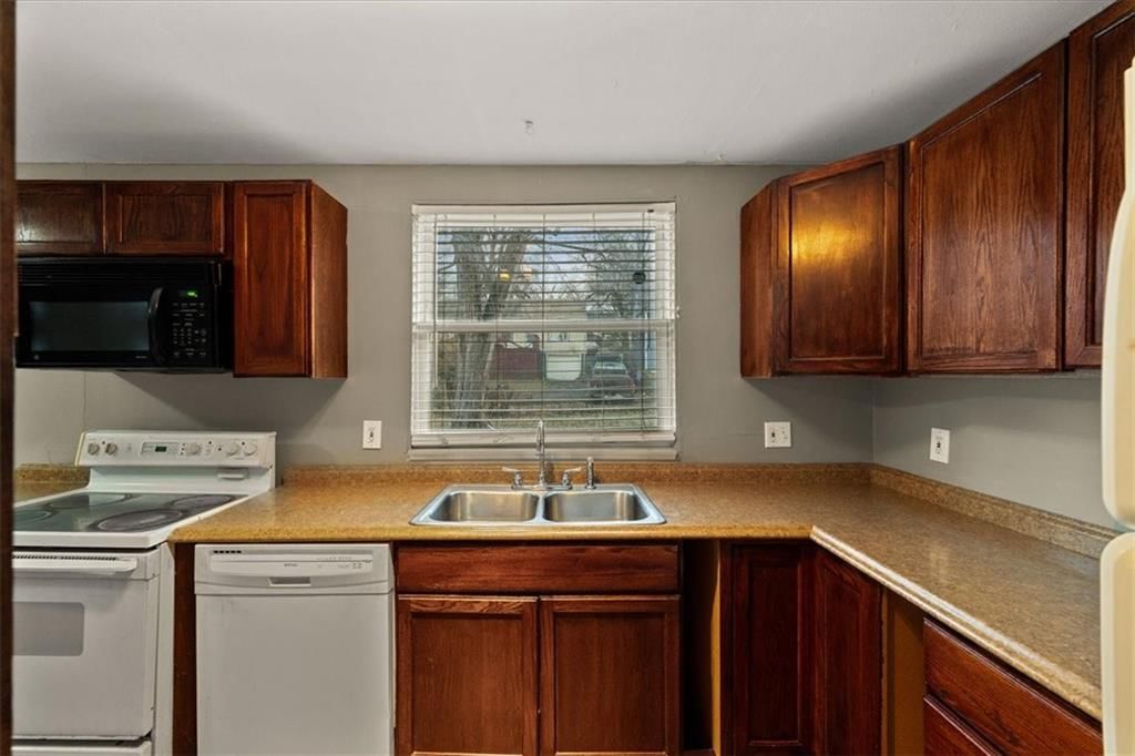 3823 E 71st Street — photo 11