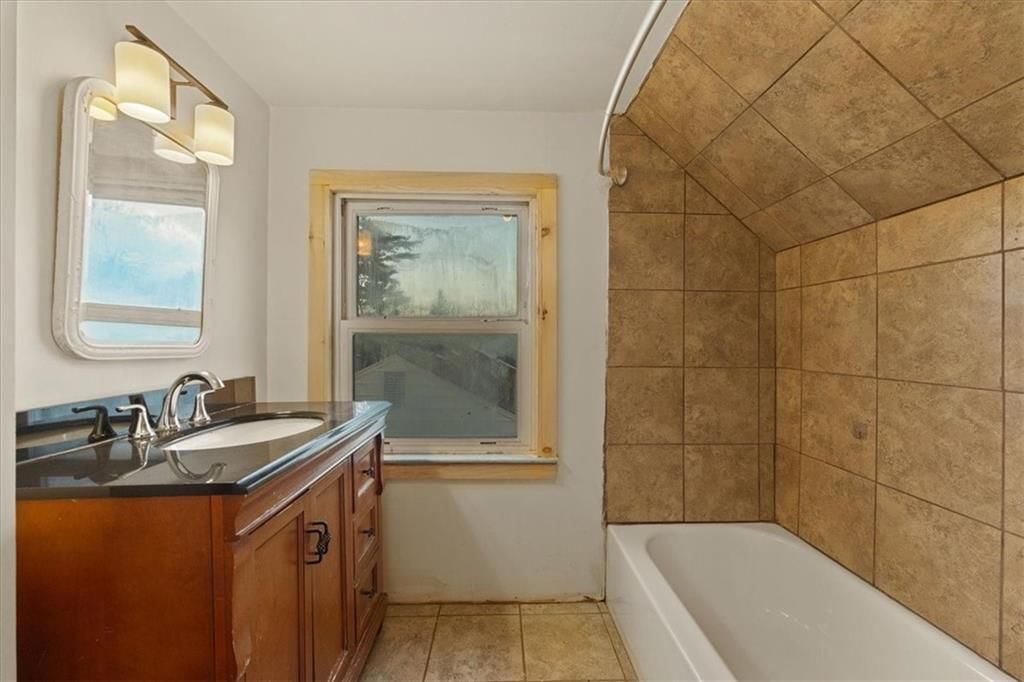 3823 E 71st Street — photo 22