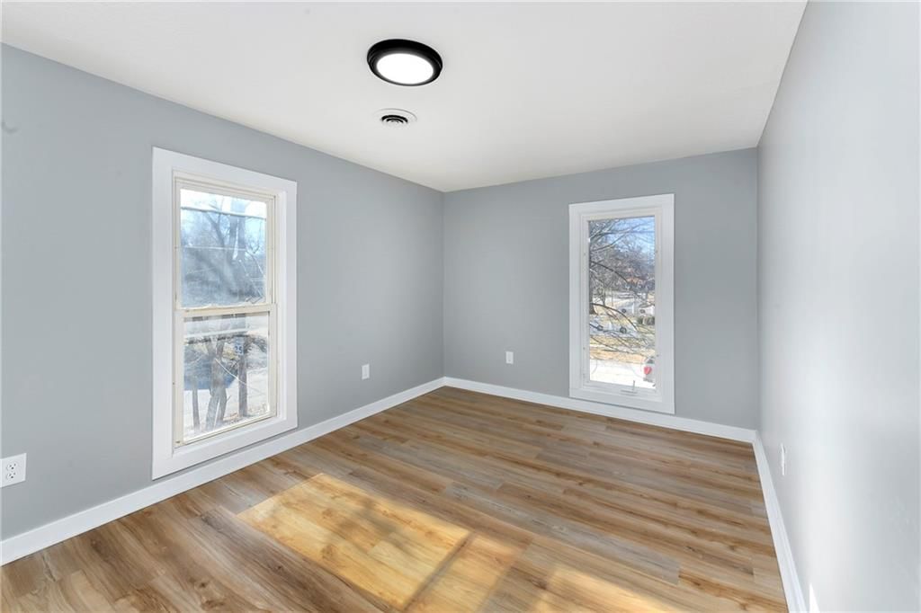 462 S Water Street — photo 32