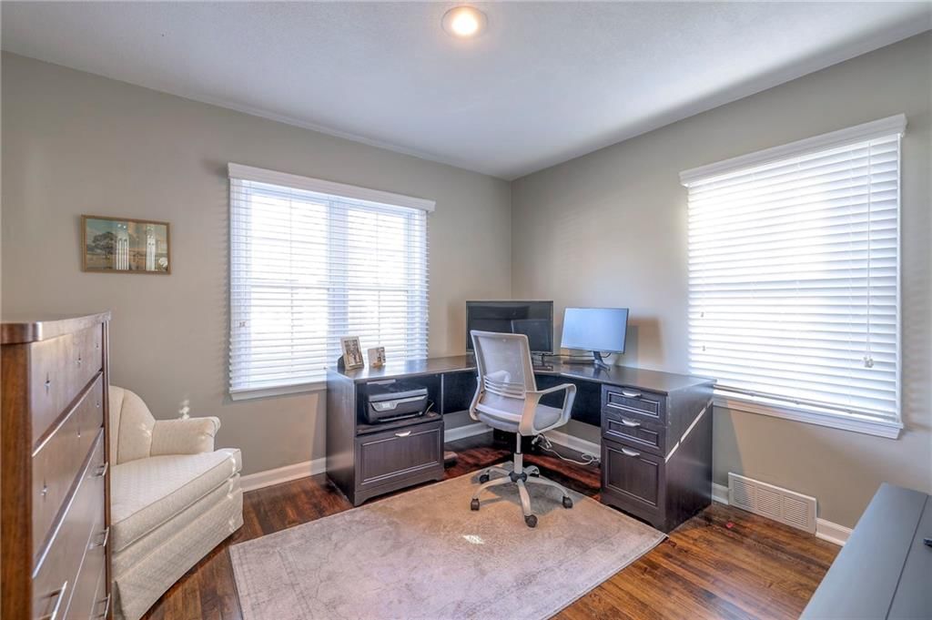 7440 Walmer Street — photo 15