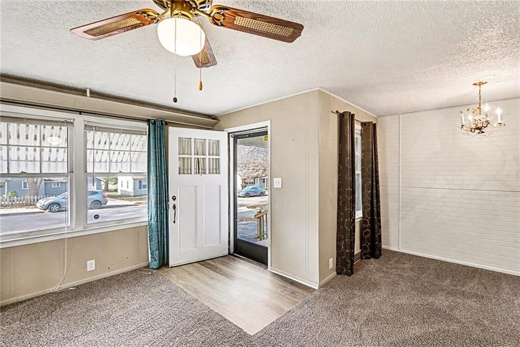 4408 S Lane Street — photo 2