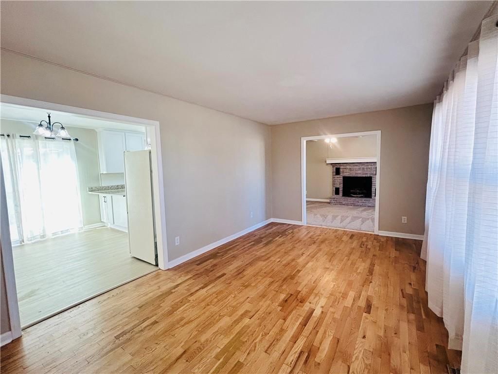 716 N college Street — photo 16