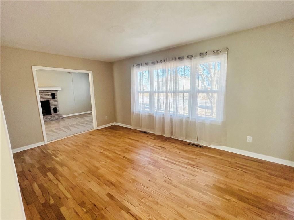 716 N college Street — photo 18