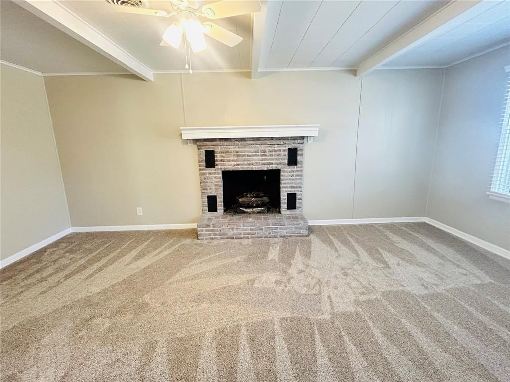 716 N college Street — photo 24