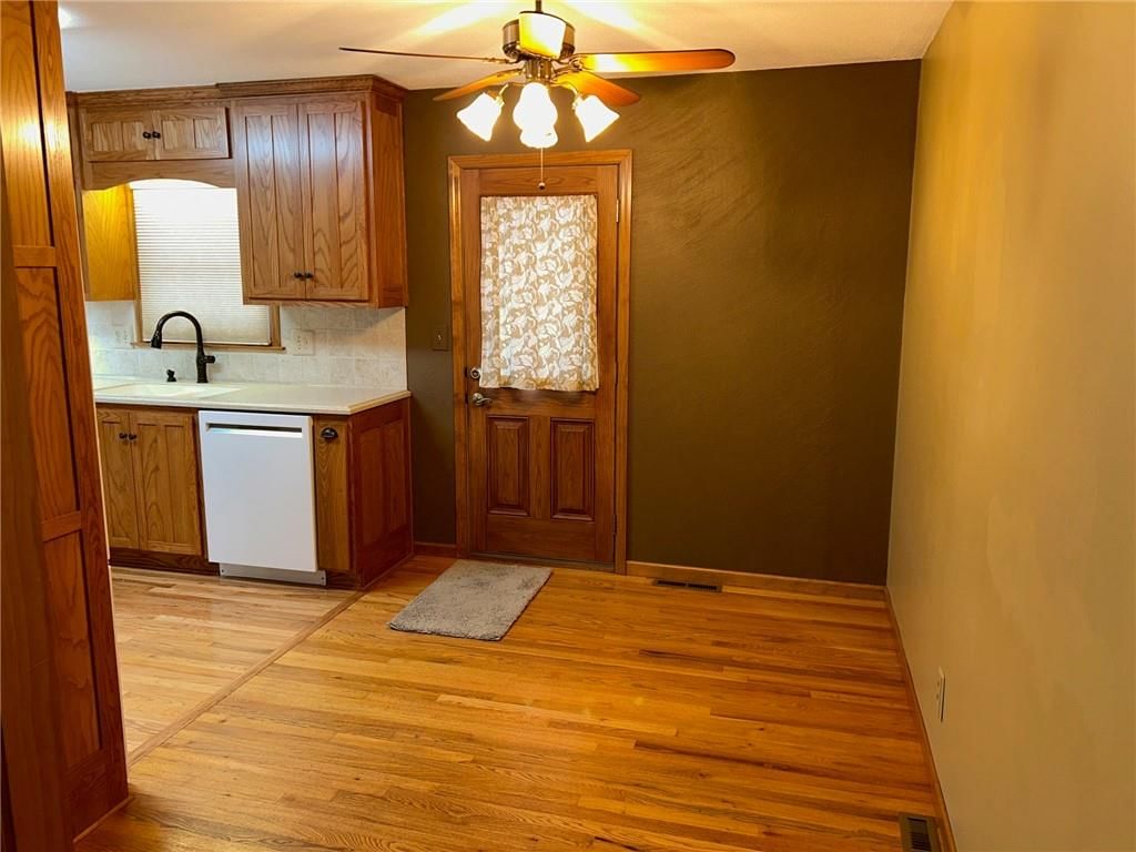 3700 Randall Drive — photo 12
