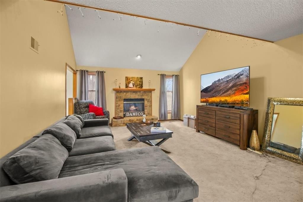 6913 T Gabbert Drive — photo 5