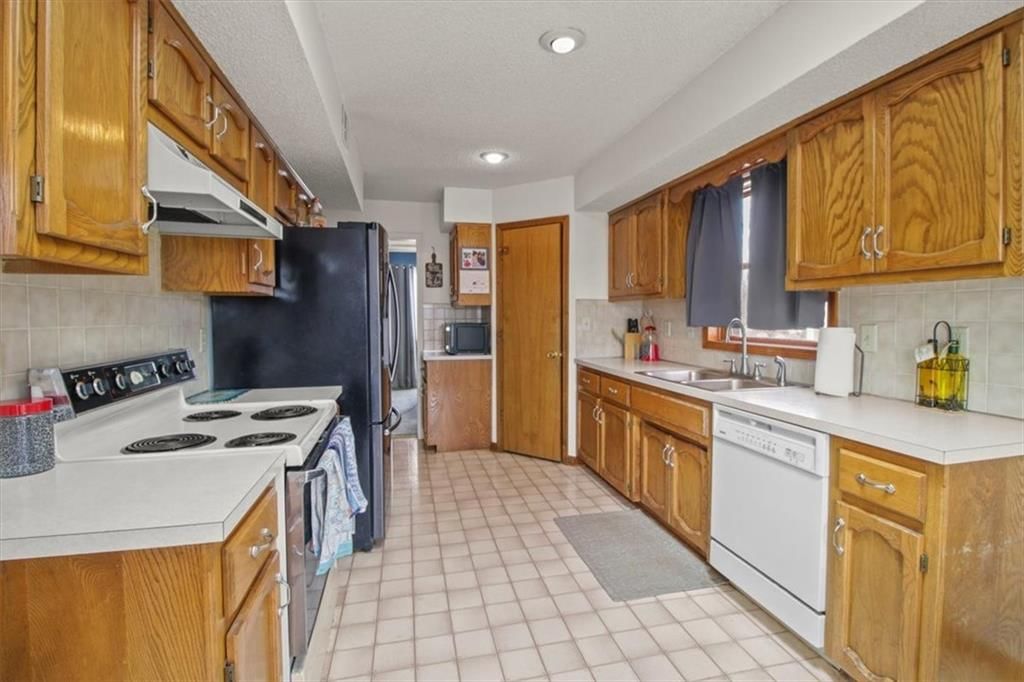 6913 T Gabbert Drive — photo 8