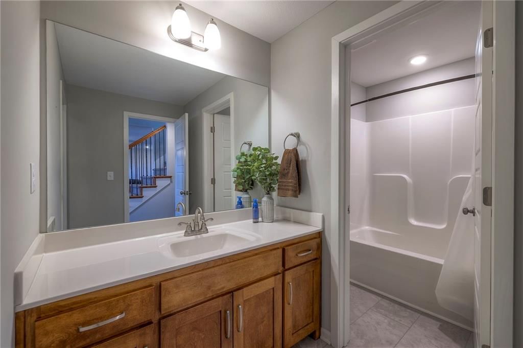 8118 NW 90th Terrace — photo 38