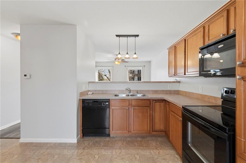 8154 N Oakley Avenue — photo 11