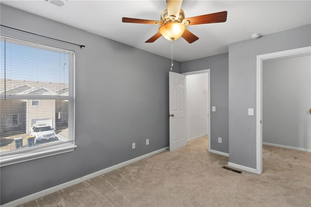 8154 N Oakley Avenue — photo 14