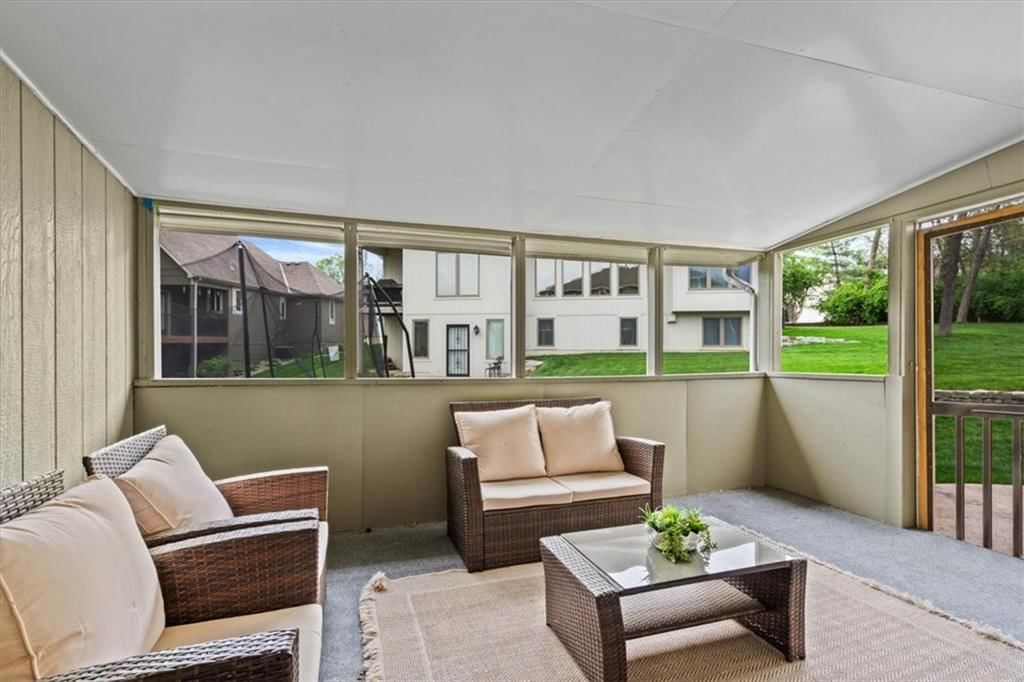 12544 Grand Court — photo 34