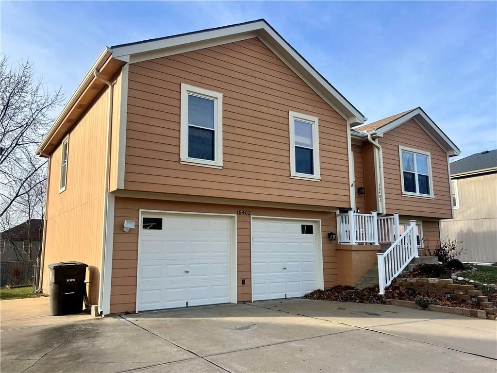 16402 Harris Avenue — photo 2
