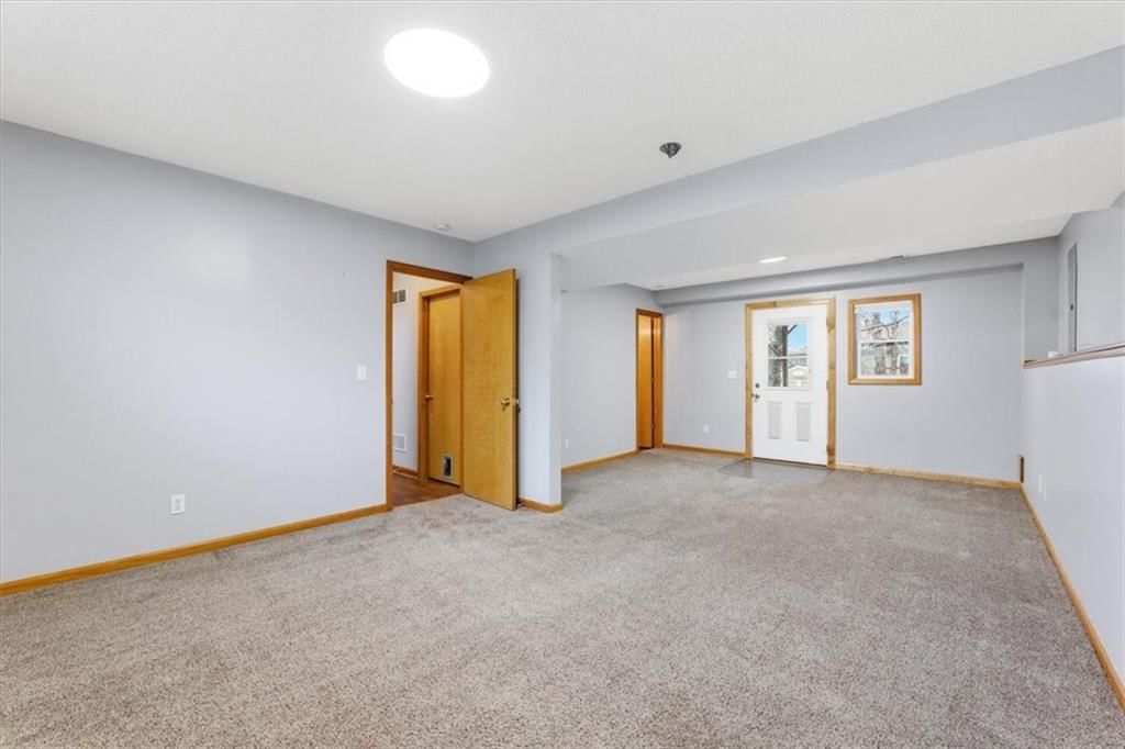 16402 Harris Avenue — photo 15