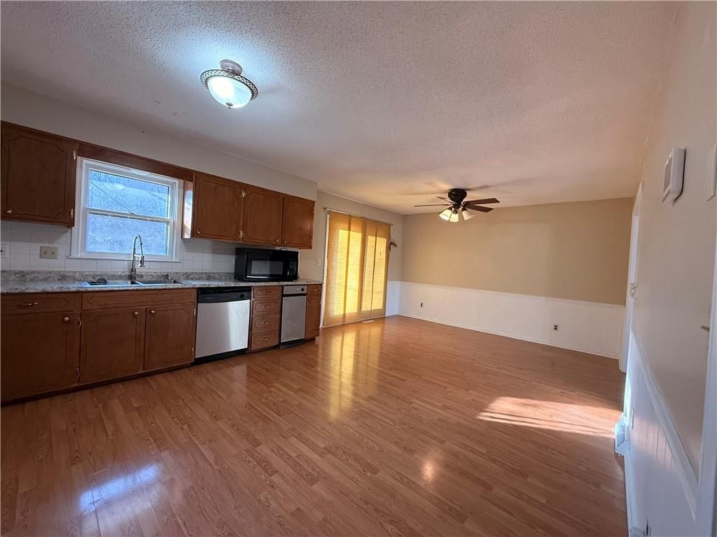 1018 S 21st Terrace — photo 9