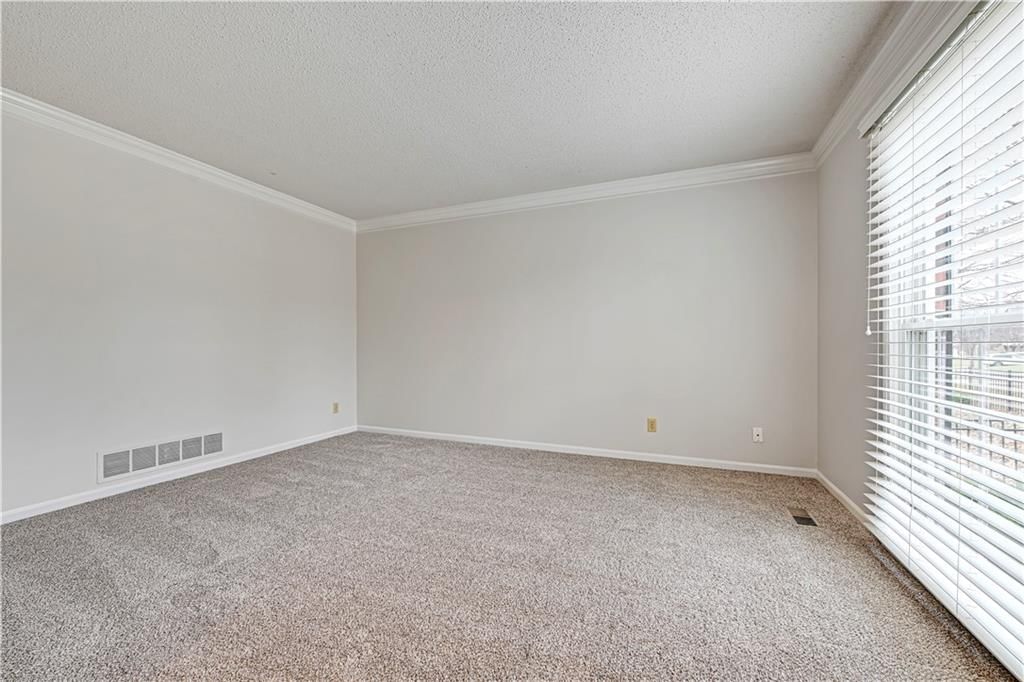 10505 King Street — photo 6