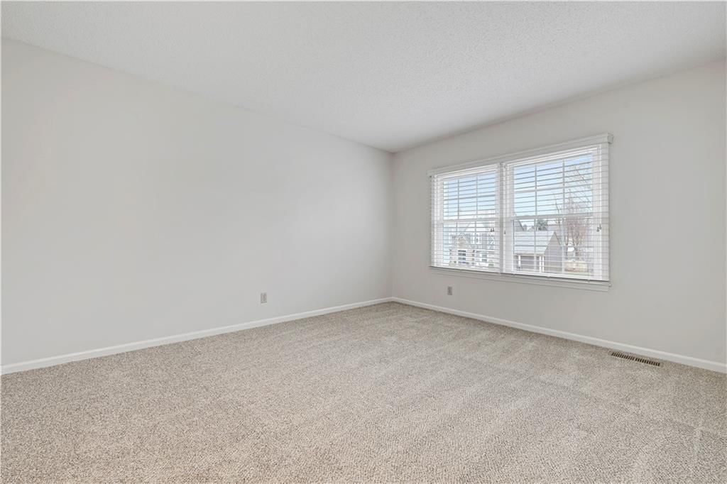 10505 King Street — photo 19