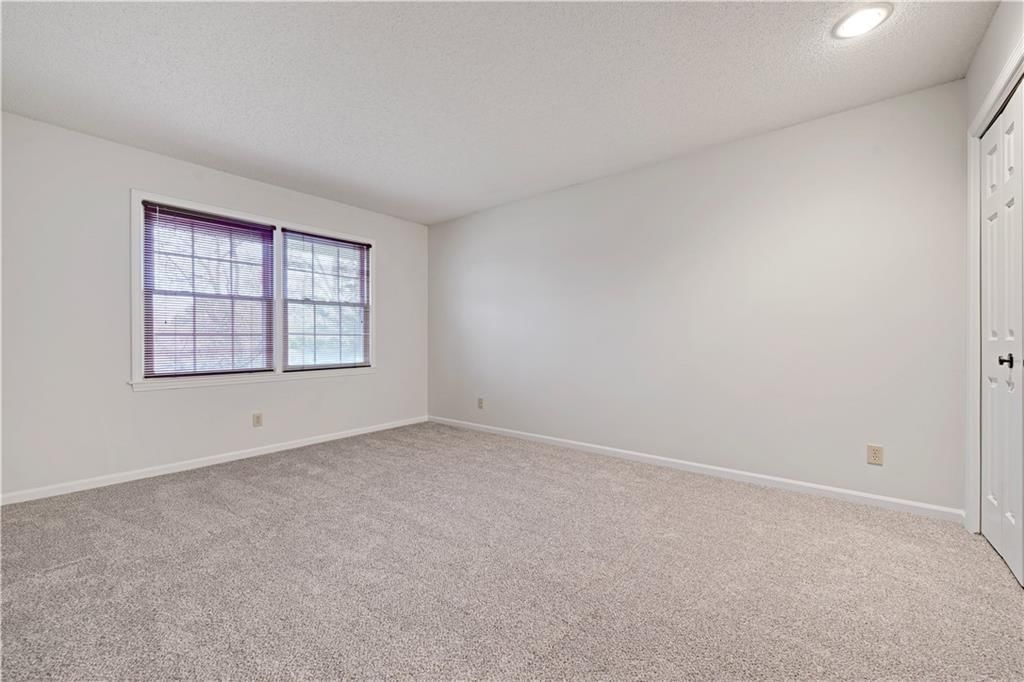 10505 King Street — photo 20