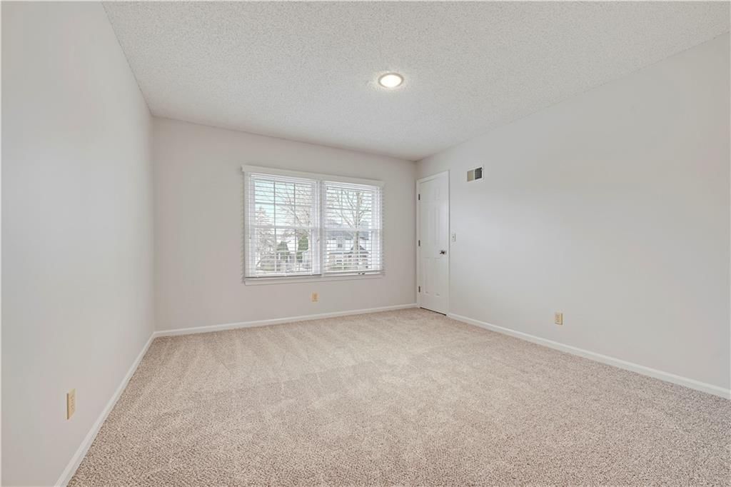 10505 King Street — photo 21
