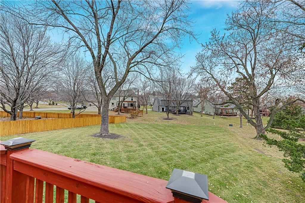 10505 King Street — photo 29