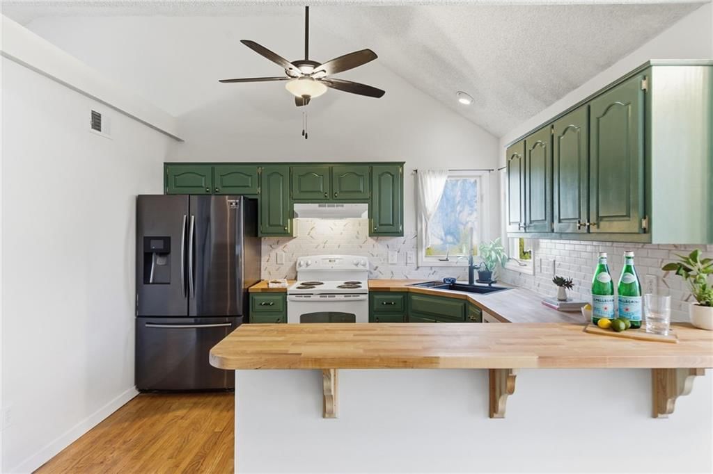 4705 Chouteau Street — photo 10