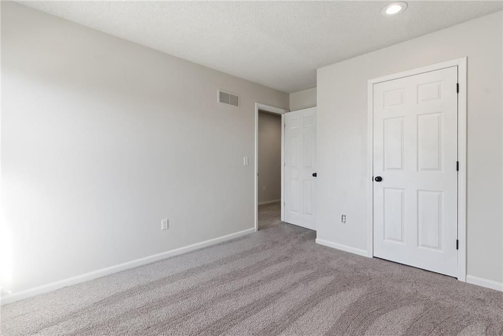 4705 Chouteau Street — photo 23