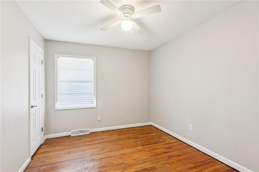 5601 NE San Rafael Drive — photo 12