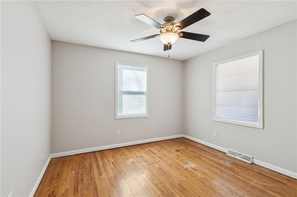 5601 NE San Rafael Drive — photo 18