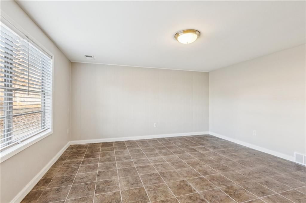 5601 NE San Rafael Drive — photo 20