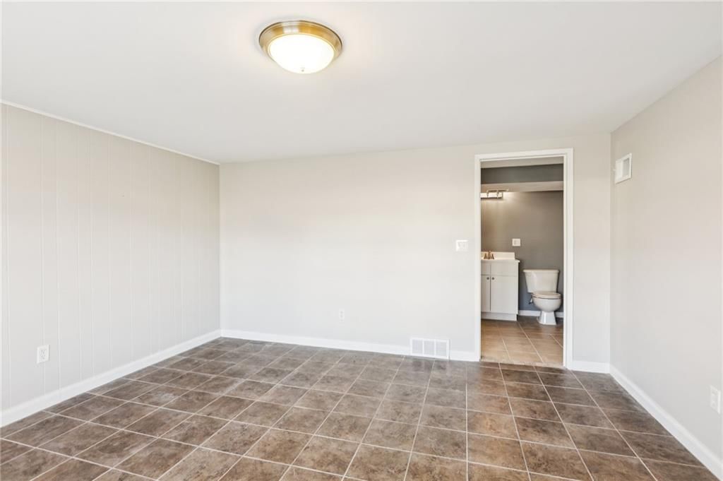 5601 NE San Rafael Drive — photo 21