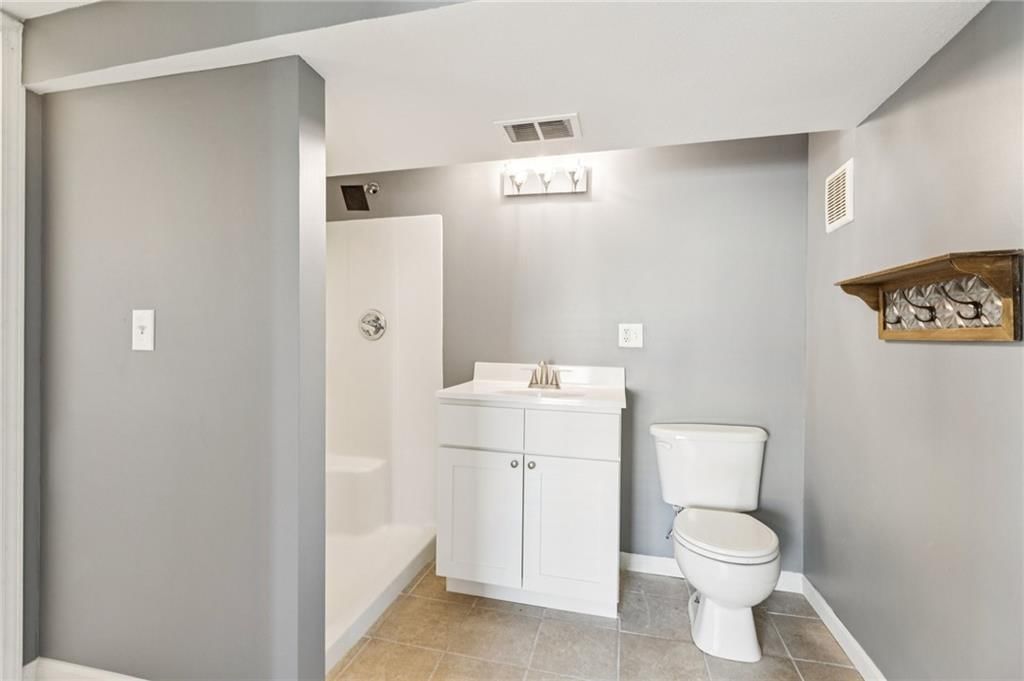 5601 NE San Rafael Drive — photo 22