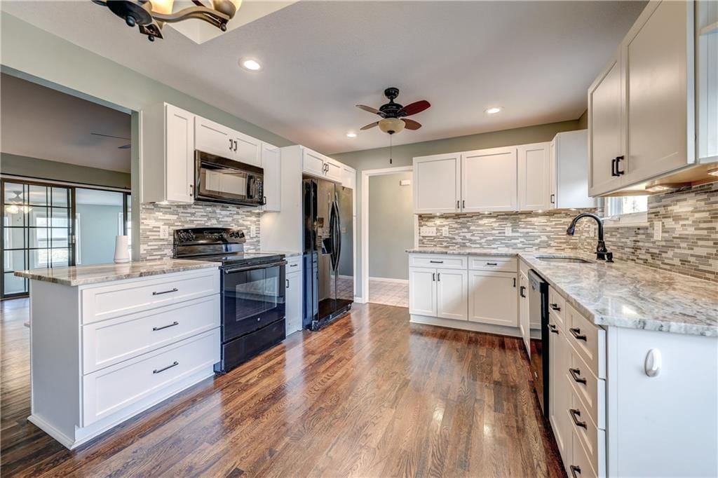 48 HOLLY Drive — photo 3