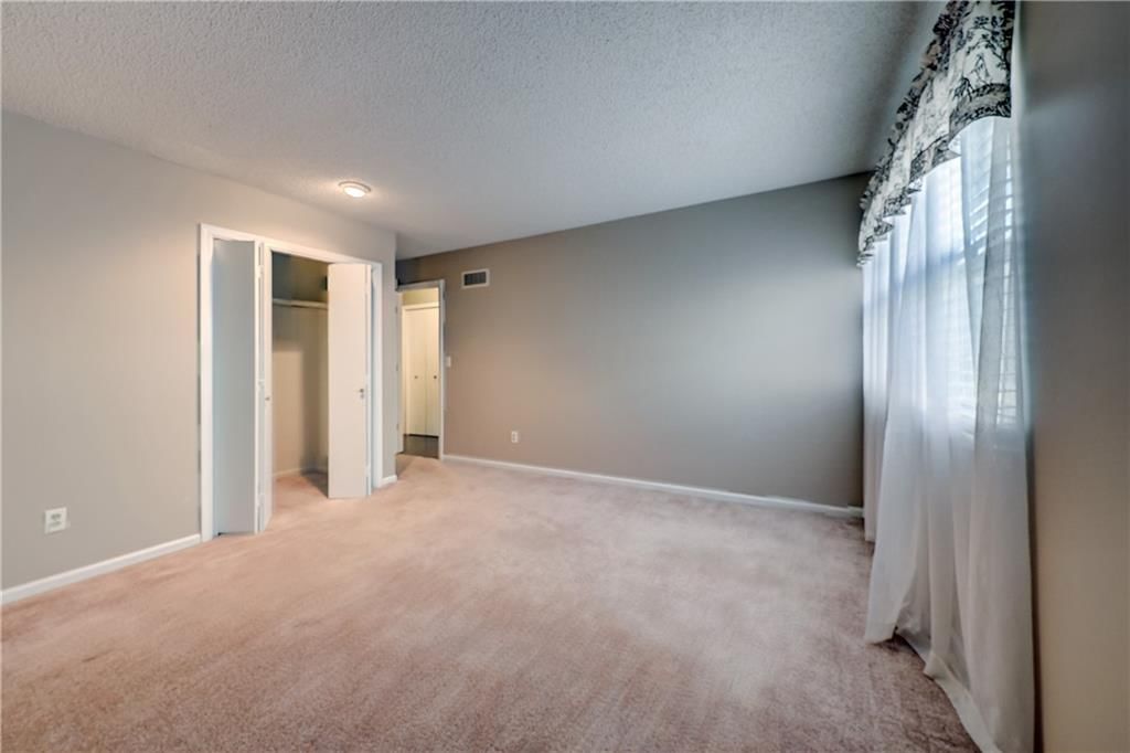 48 HOLLY Drive — photo 11