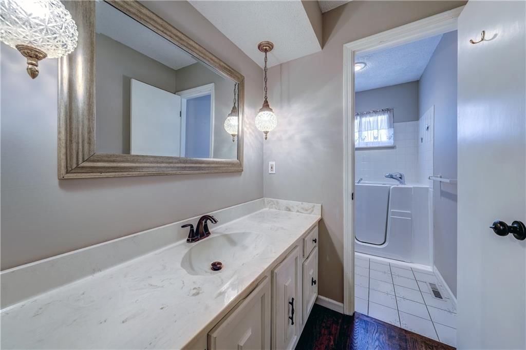 48 HOLLY Drive — photo 13