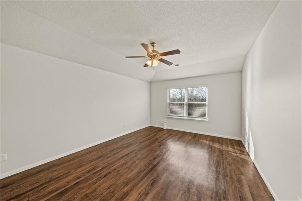 21814 Franklin Street — photo 14