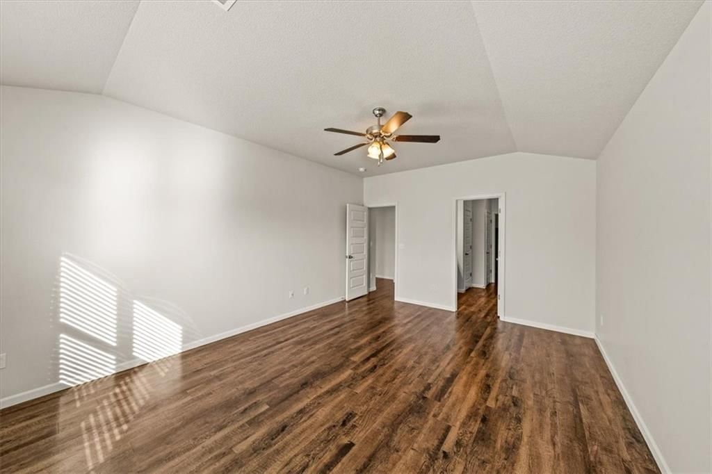 21814 Franklin Street — photo 15