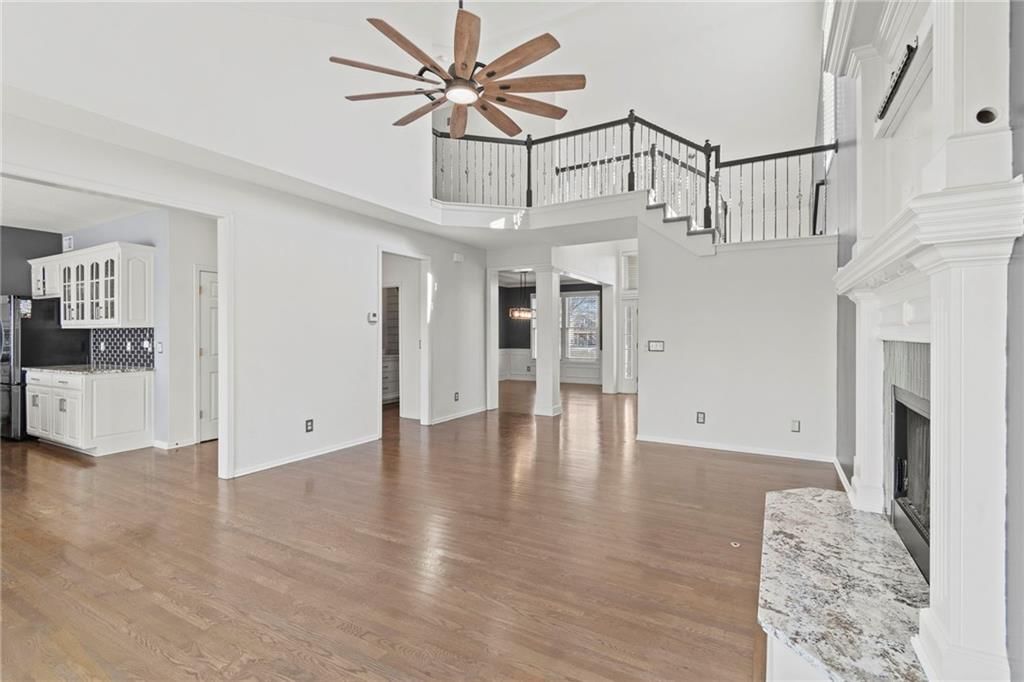 9708 N Laurel Avenue — photo 10