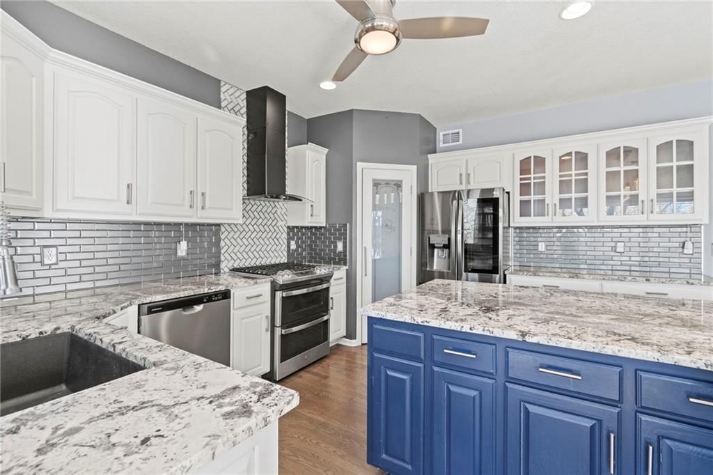 9708 N Laurel Avenue — photo 13