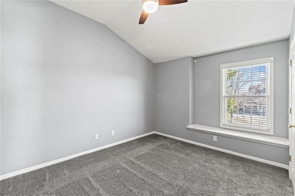 9708 N Laurel Avenue — photo 27