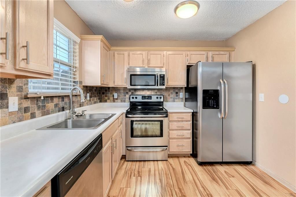 722 SE 13th Street — photo 12