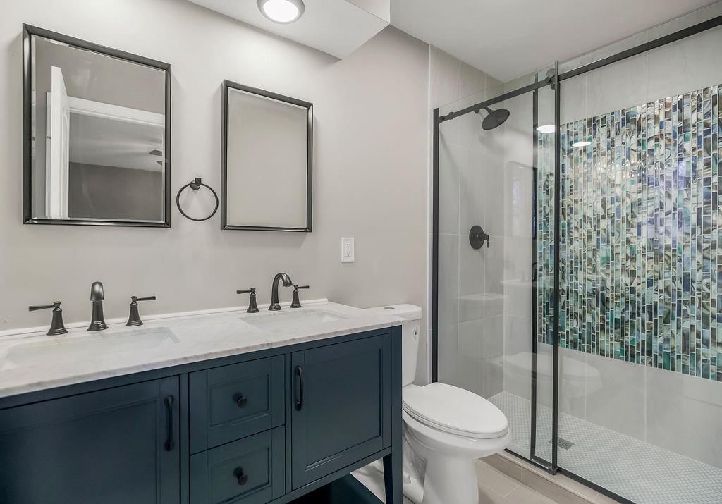 6912 N Madison Avenue — photo 24
