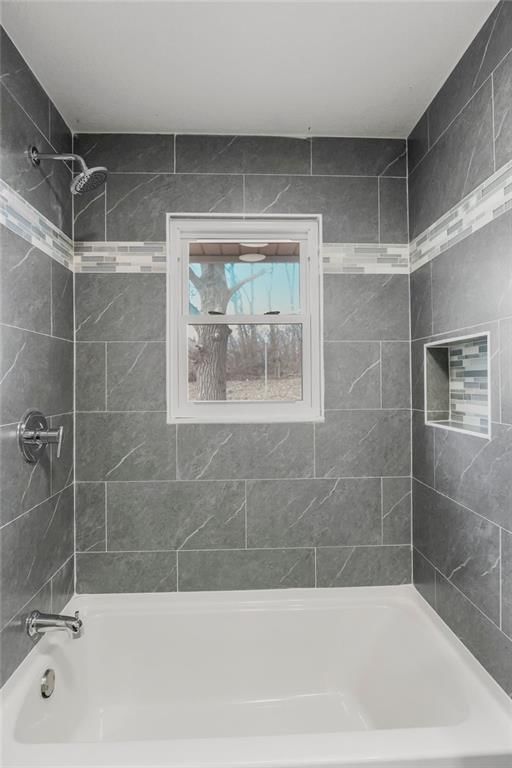 6912 N Madison Avenue — photo 27