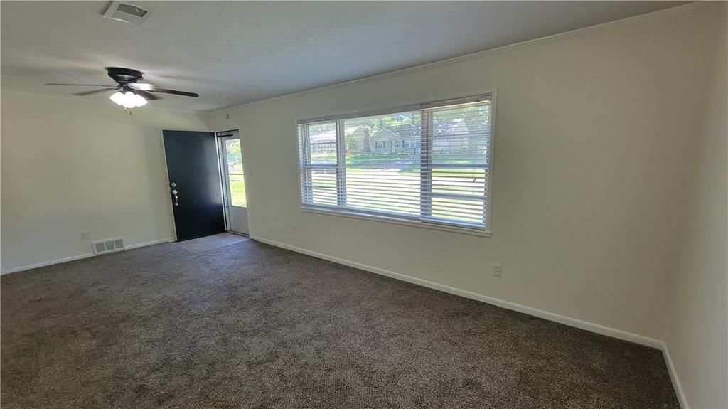 7625 Rainbow Drive — photo 4
