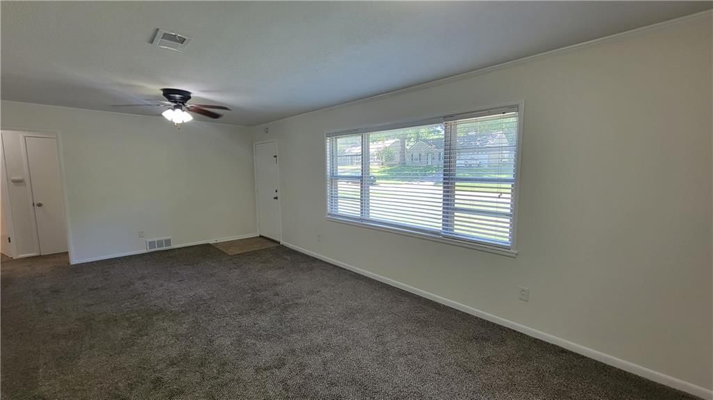 7625 Rainbow Drive — photo 5