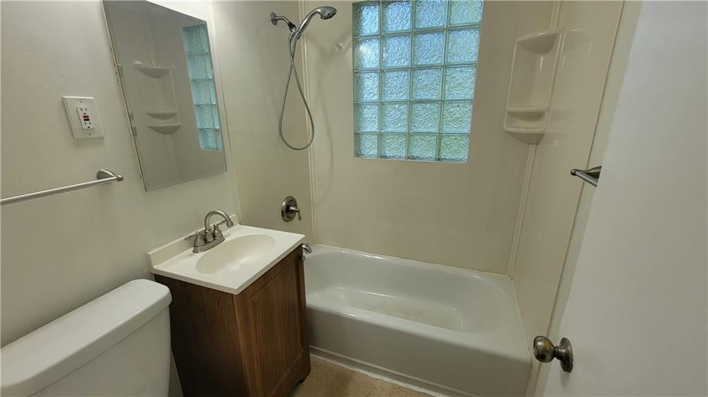 7625 Rainbow Drive — photo 8