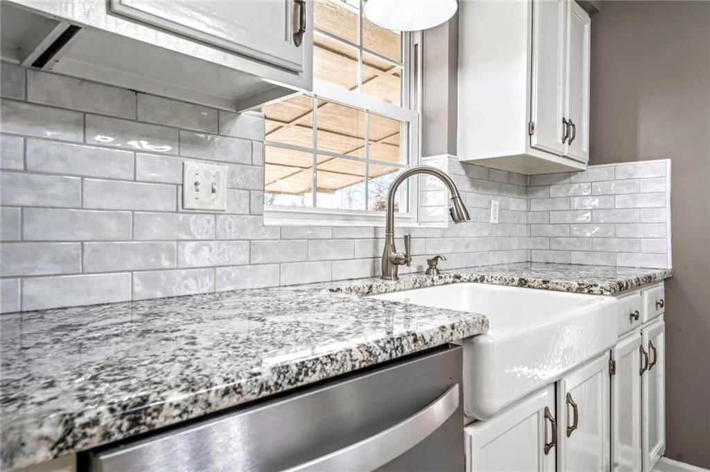 20711 S Parris Road — photo 11