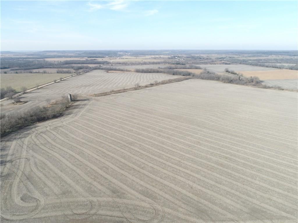 135? Range Rd Road — photo 2
