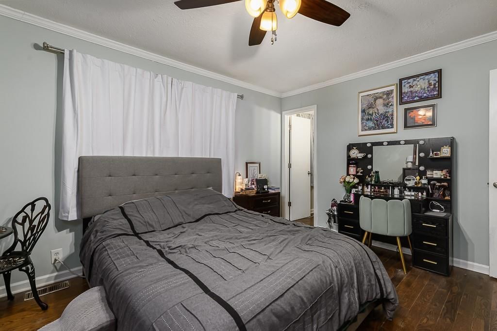 2404 Brush Creek Drive — photo 11