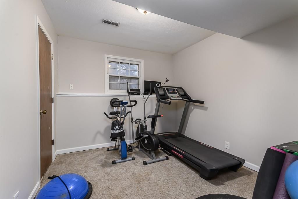 2404 Brush Creek Drive — photo 17