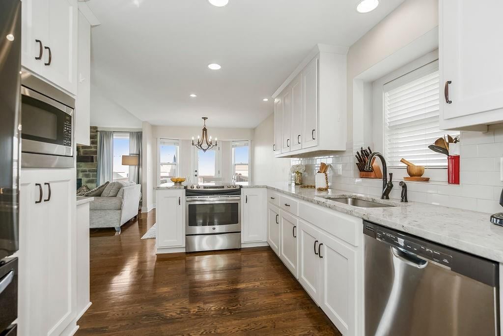 507 Tall Grass Drive — photo 11